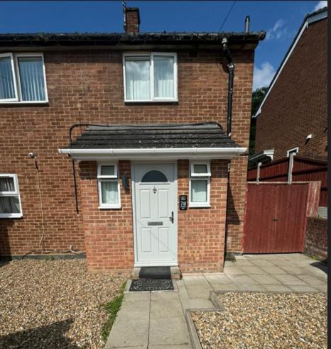 Charming 3-Bedroom Retreat With Modern Comforts South Ockendon Exterior foto